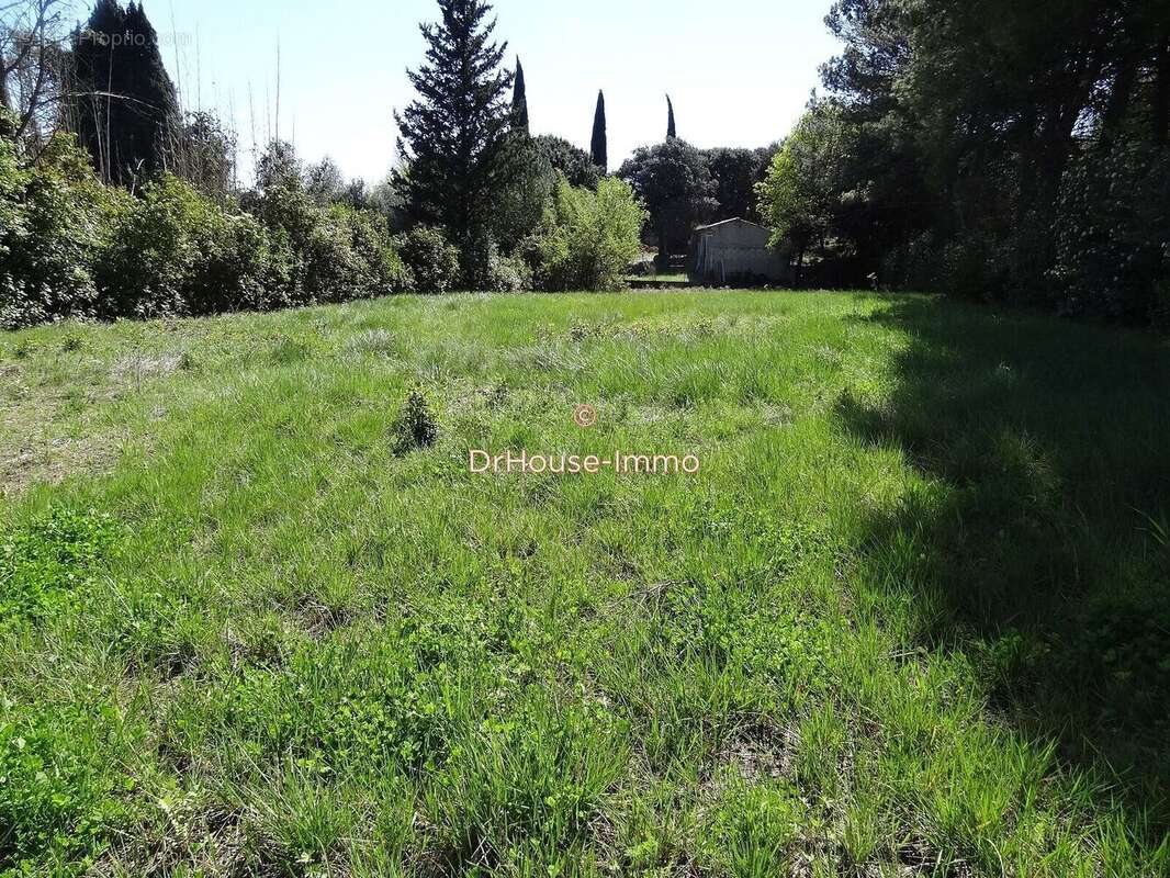 Terrain à BOISSET-ET-GAUJAC