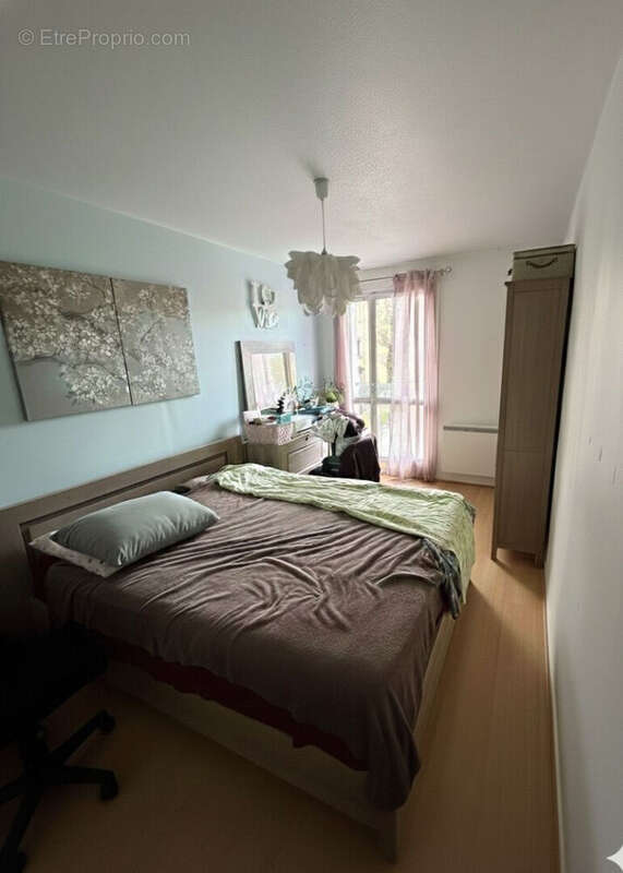 Appartement à SAINT-GENIS-LAVAL