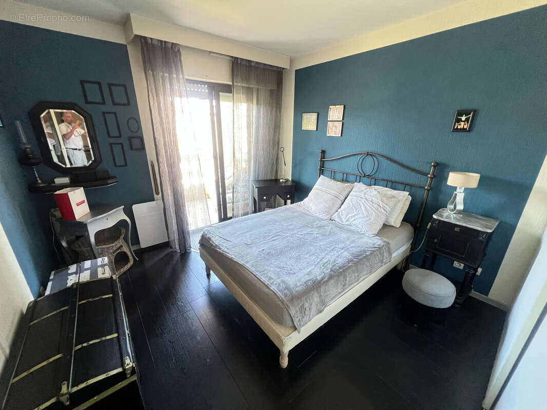 Appartement à LE CANNET