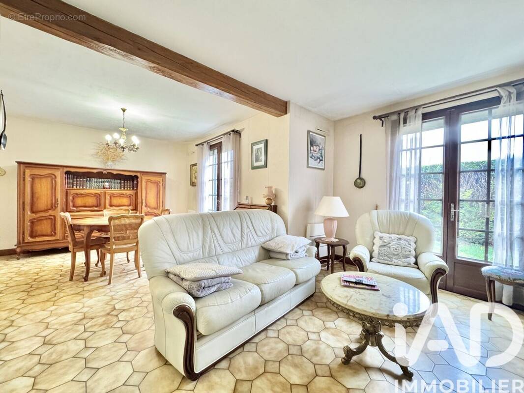 Photo 1 - Maison à ETAMPES