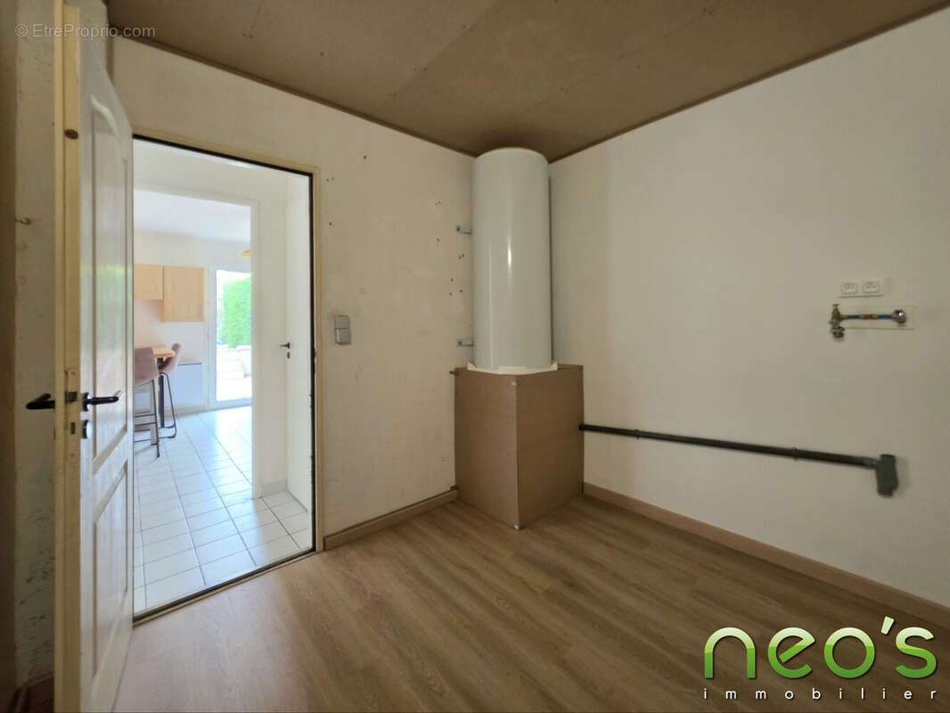 Maison 84 m² à Chemille  - photo 4