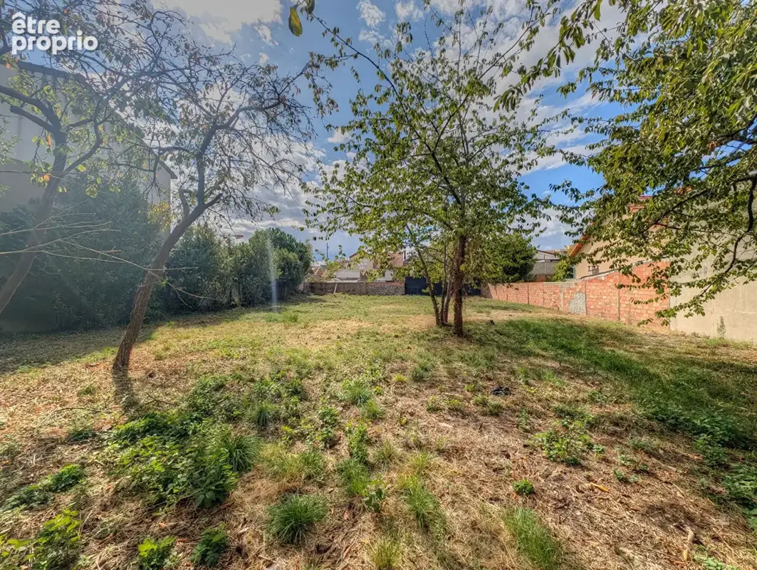 Photo Terrain à Colombes au prix de 1 040 000€