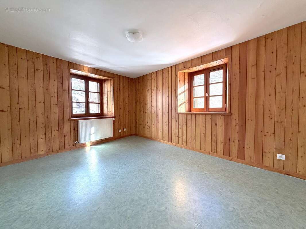 Appartement à TERMIGNON