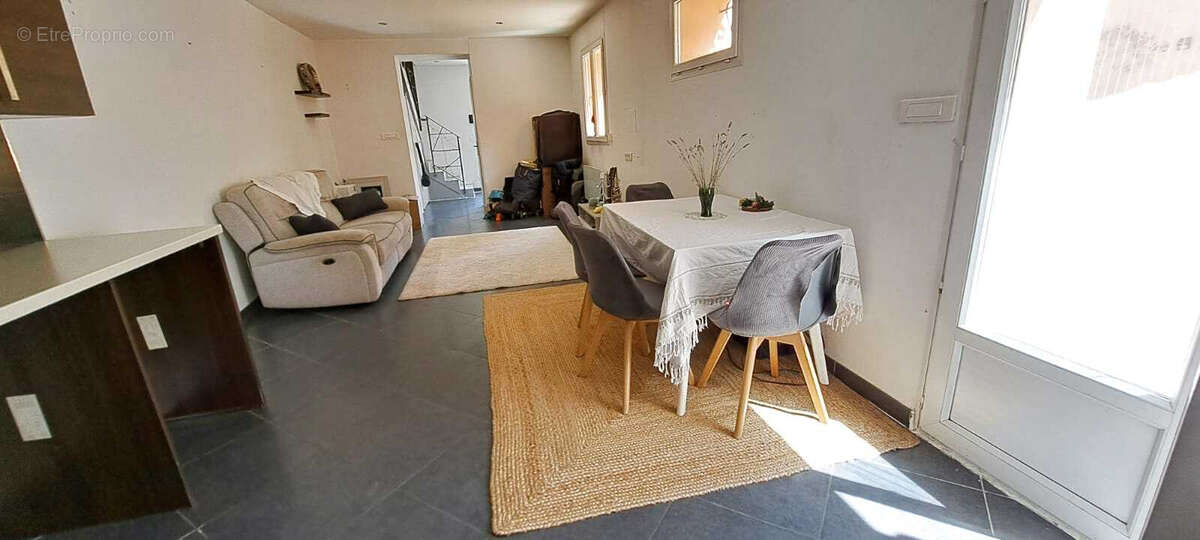 Espace jardin et 2 places de parking - photo 10