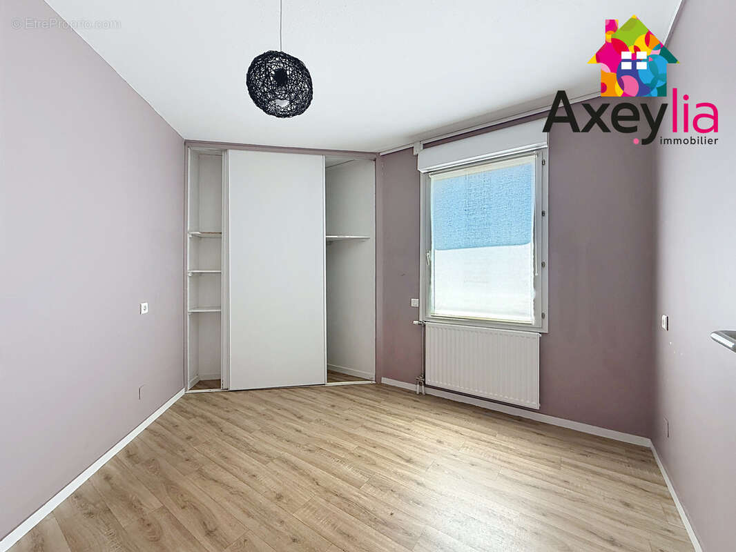 A vendre - roanne hypercentre - appartement t3 pour pmr avec cave et garage - photo 8
