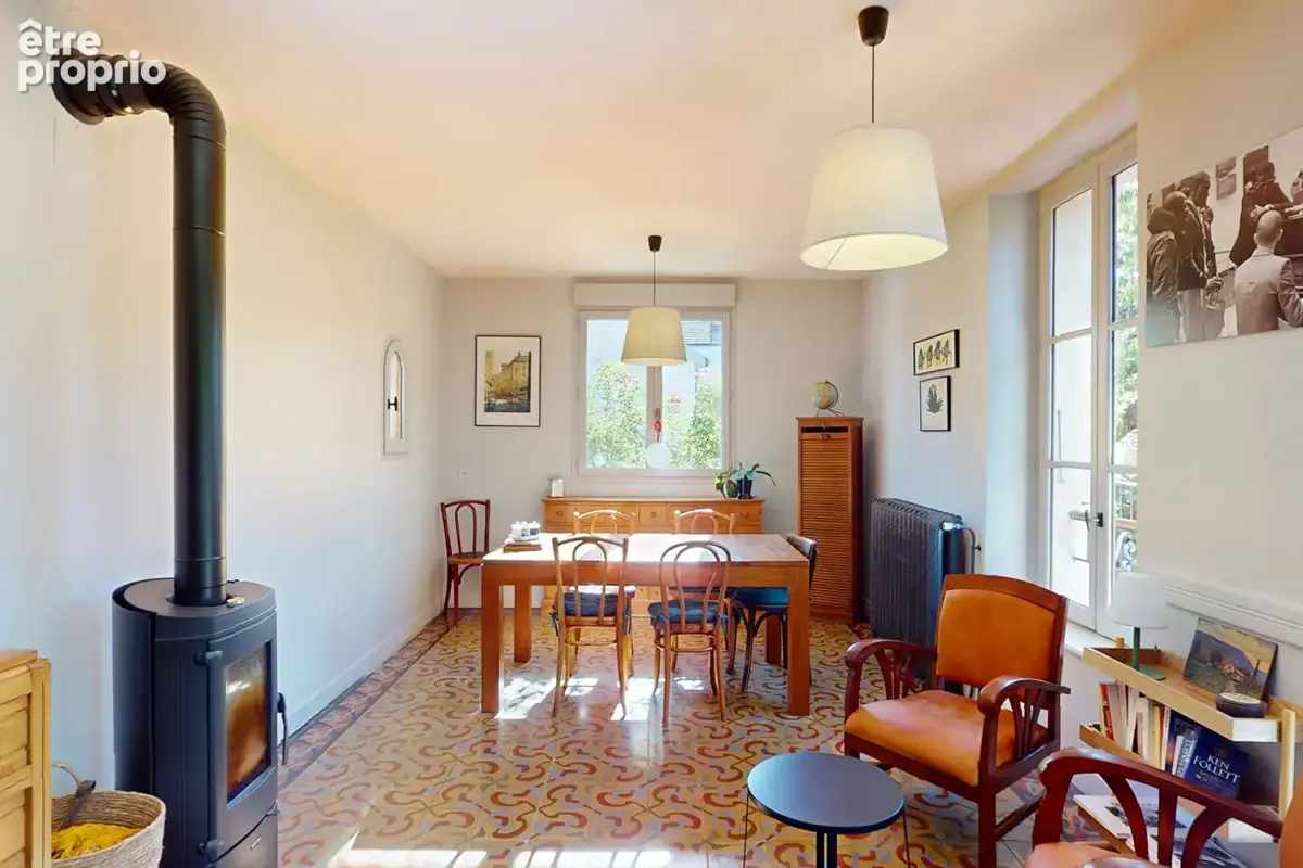 Maison individuelle avec jardin, garage et appartement 3 pièces indépendant - GRENOBLE - photo 14