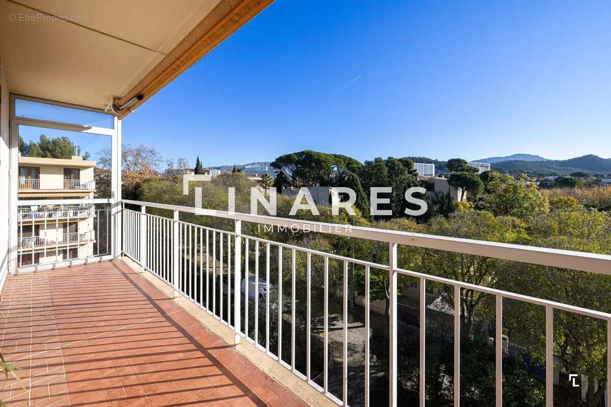 Appartement à MARSEILLE-9E