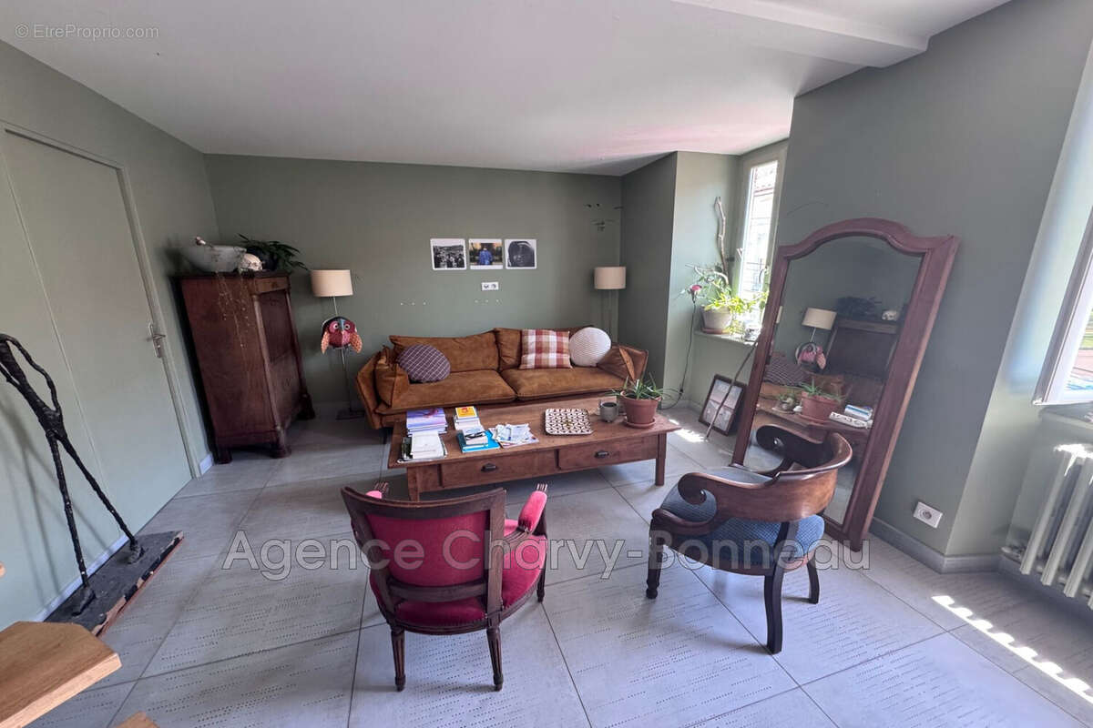 Maison à PRAT-BONREPAUX