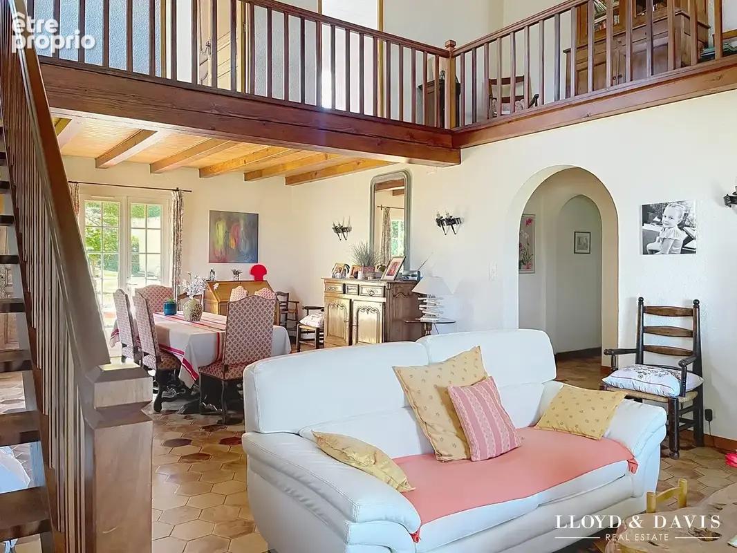 Maison 7 pièces 263 m² à vendre à Meschers-Sur-Gironde (17132) - photo 4