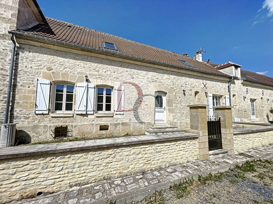 Photo 1 - Maison à SENLIS