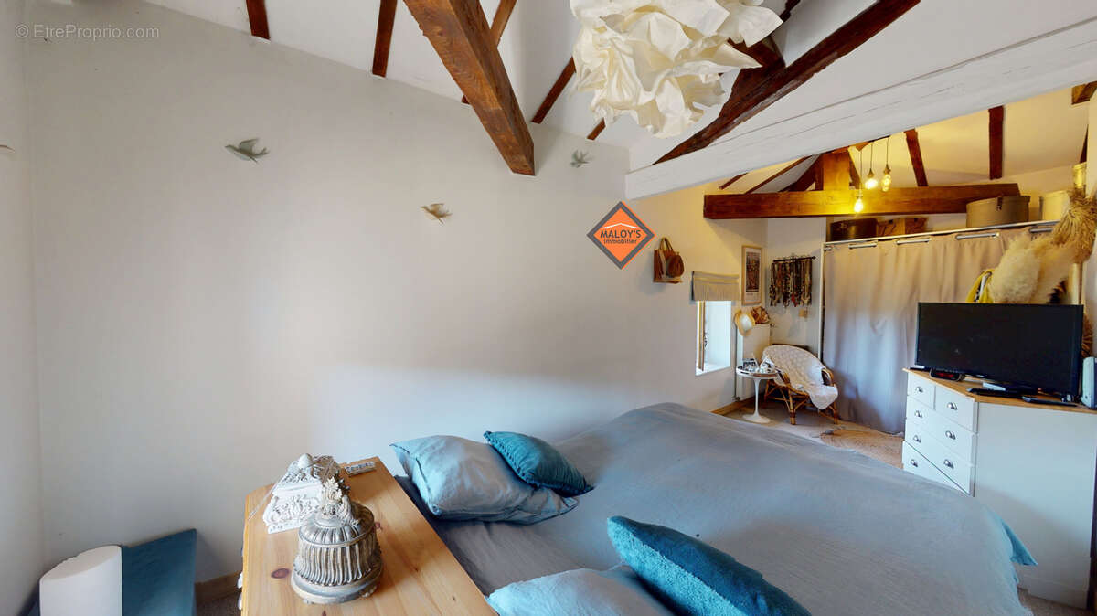 Maison à SAINT-JUST-D&#039;AVRAY