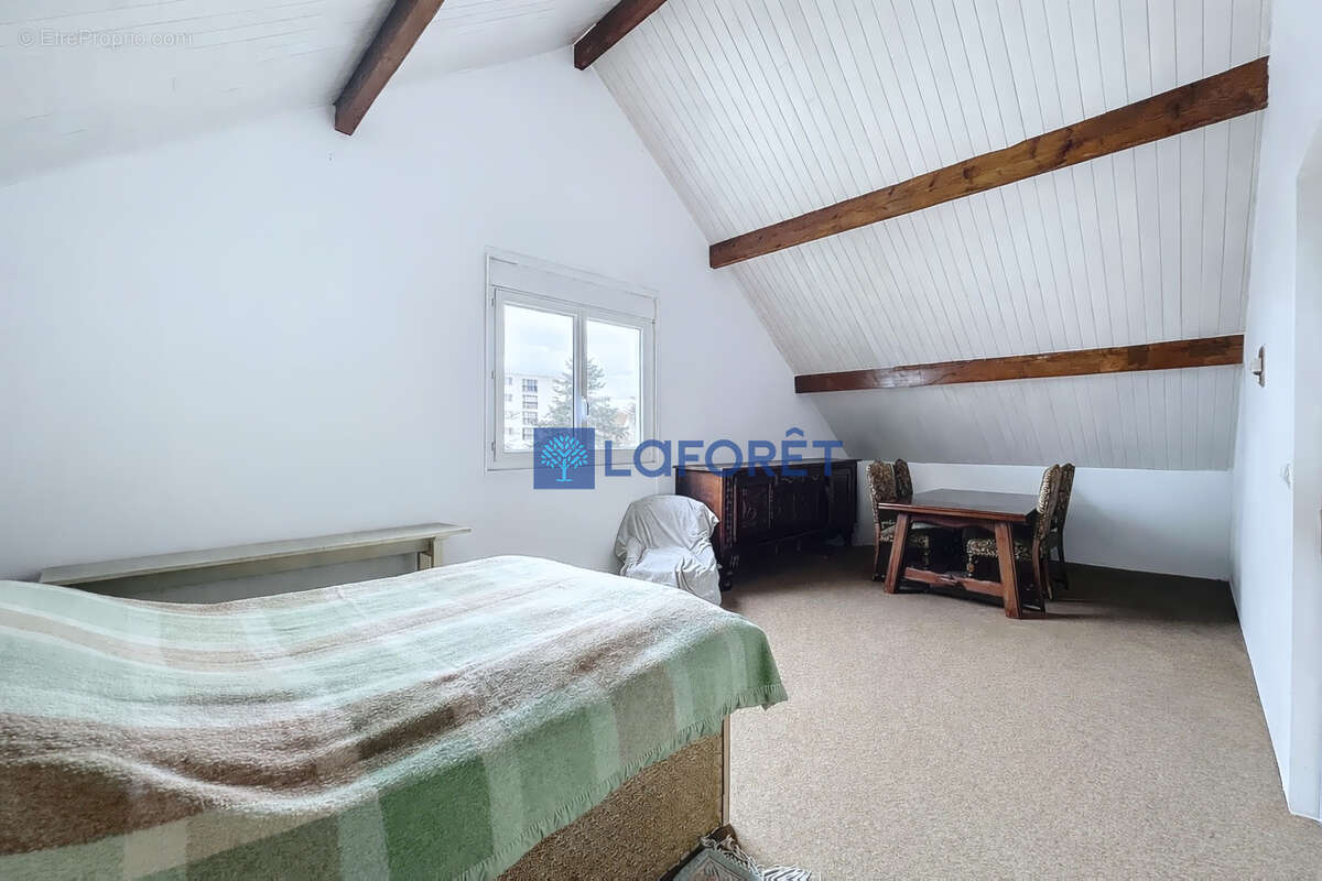 Maison à SAVIGNY-SUR-ORGE