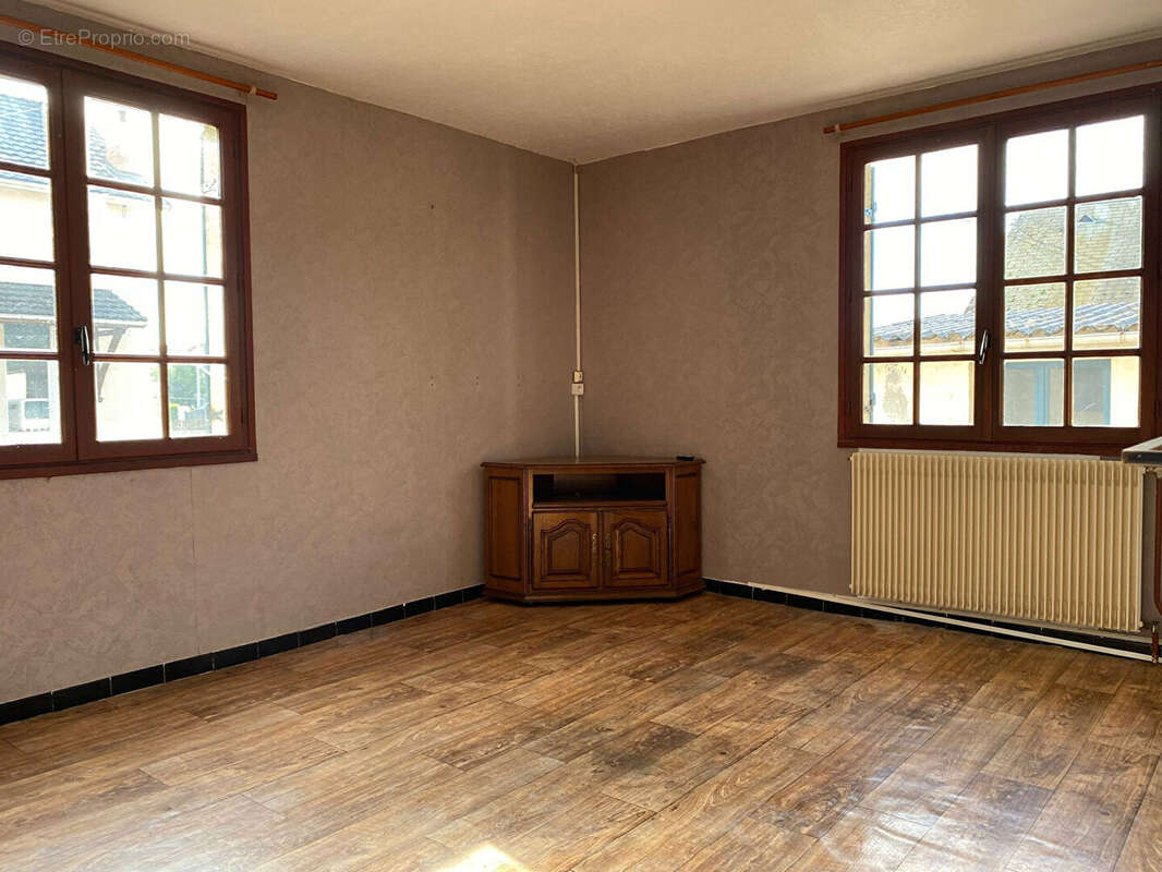 Maison à MONTCEAU-LES-MINES