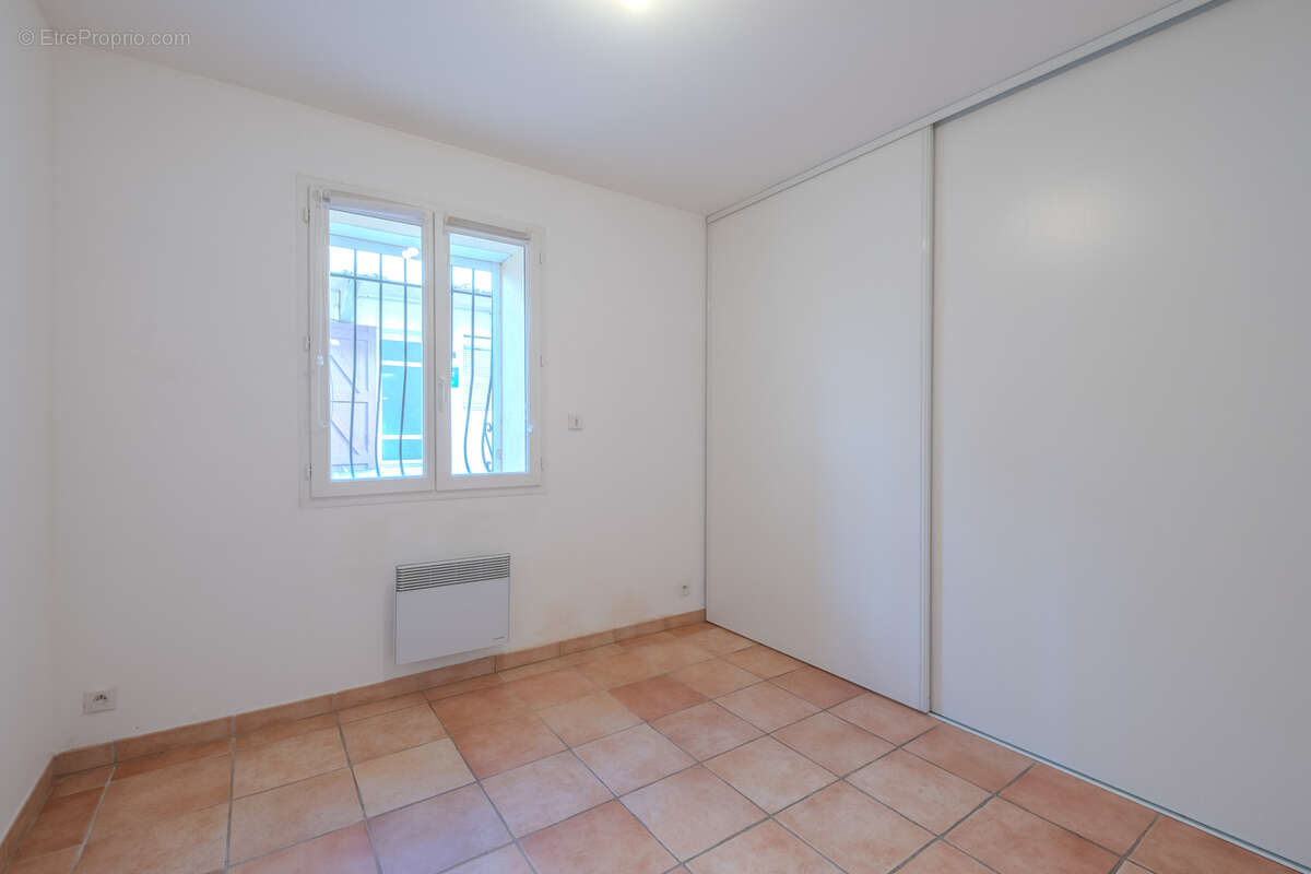 Appartement à CHATEAUNEUF-LES-MARTIGUES