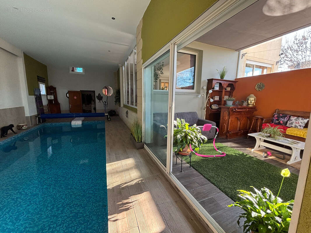 Maison à LIVRON-SUR-DROME