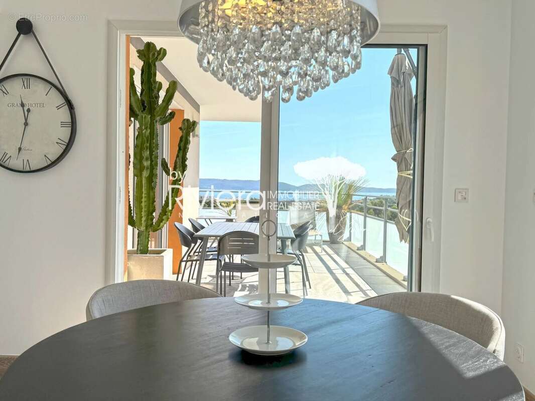 Appartement dernier étage à vendre à Cavalaire-Sur-Mer - photo 11