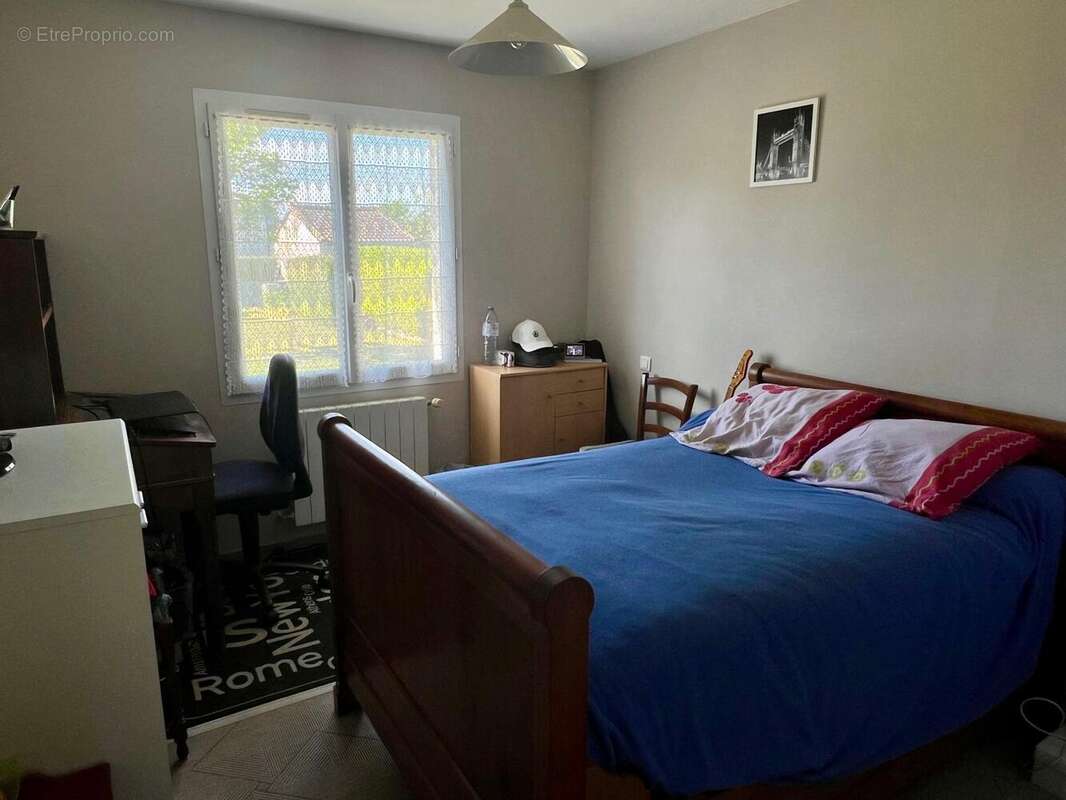 Maison 123 m² à Saint-Julien-De-L'escap  - photo 9