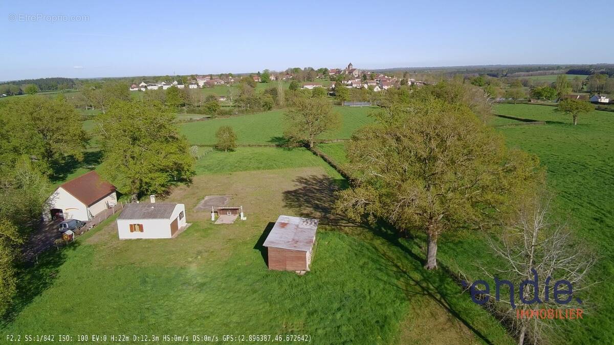 Terrain à COULEUVRE
