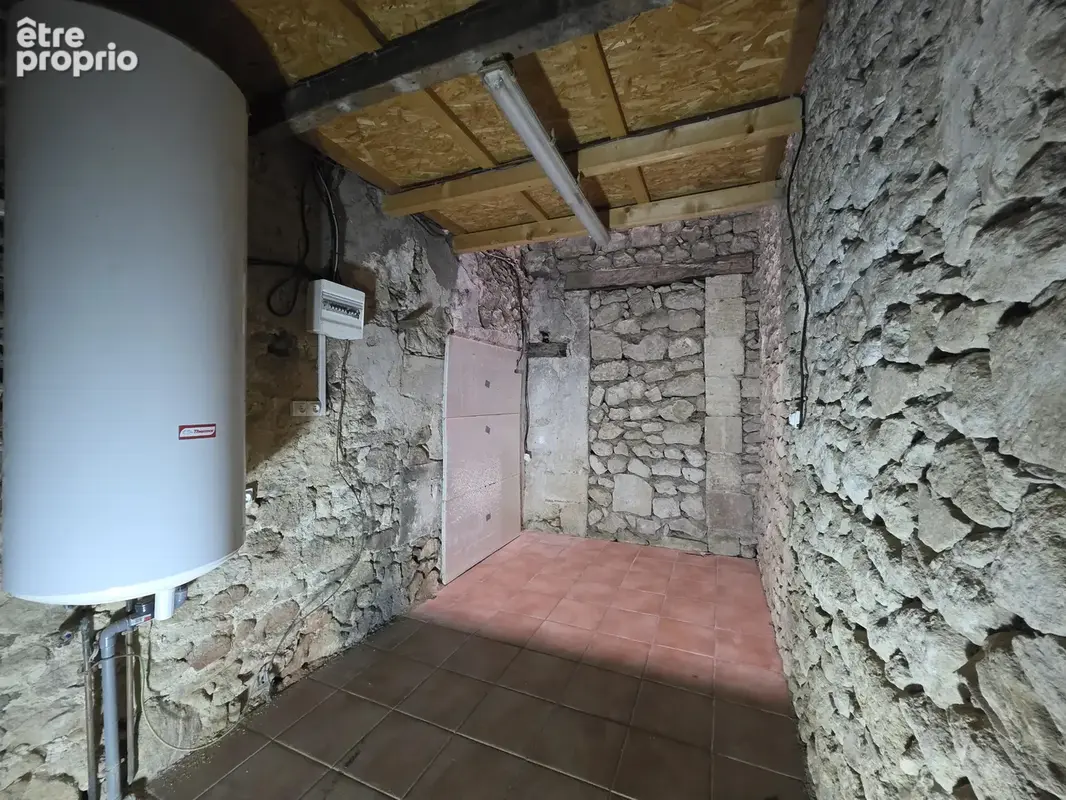 Maison de village avec 2 chambres et jardin - photo 7