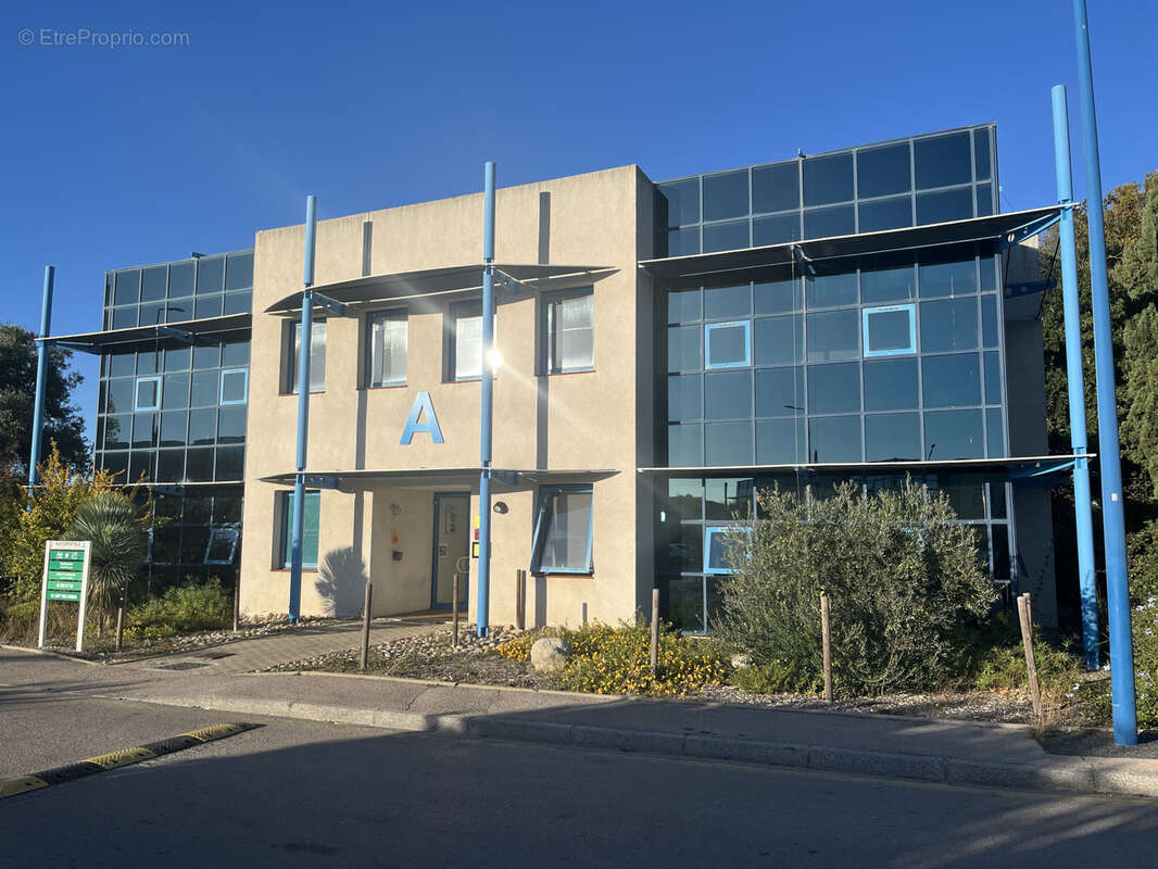 Commerce à TOULOUGES