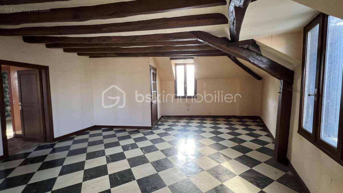 Maison ancienne à rénover — 147 m² — Buxeuil (36) — Proche Valençay - photo 3