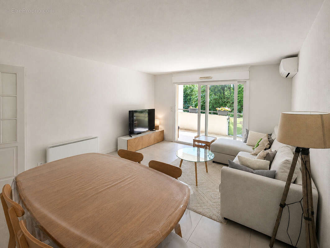 Appartement à CAGNES-SUR-MER