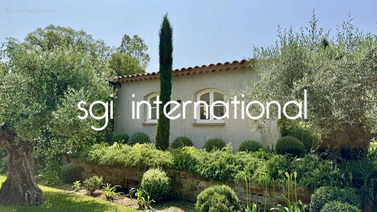 Maison à RAMATUELLE