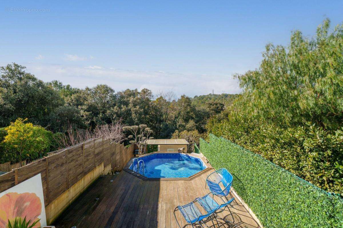 Appartement à VALBONNE