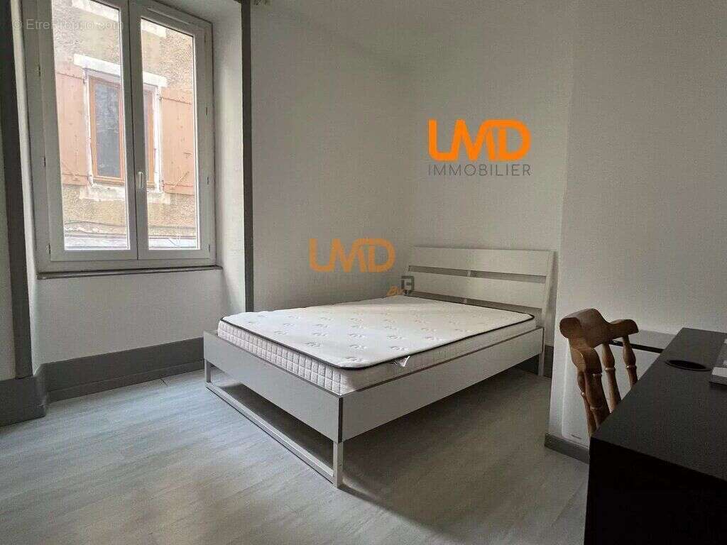 Appartement à AUBENAS