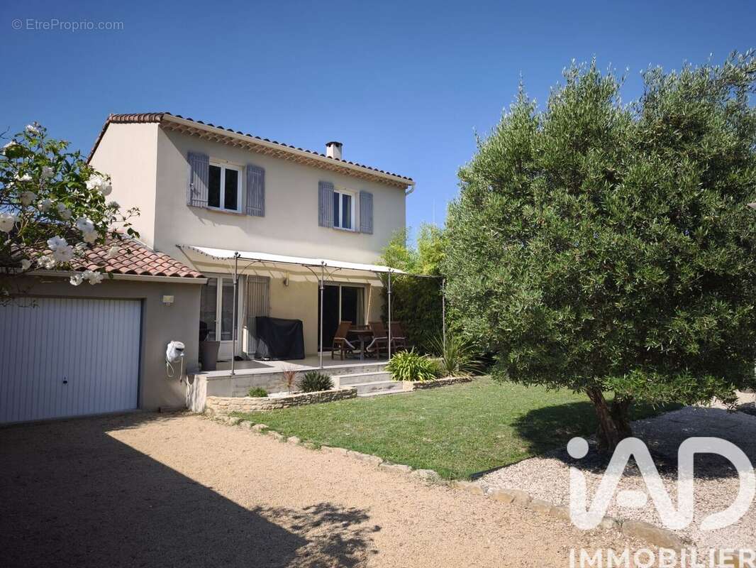 Maison 112 m² à Piolenc  - photo 4
