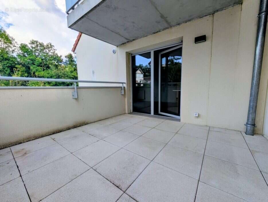 Appartement à PLOMBIERES-LES-DIJON