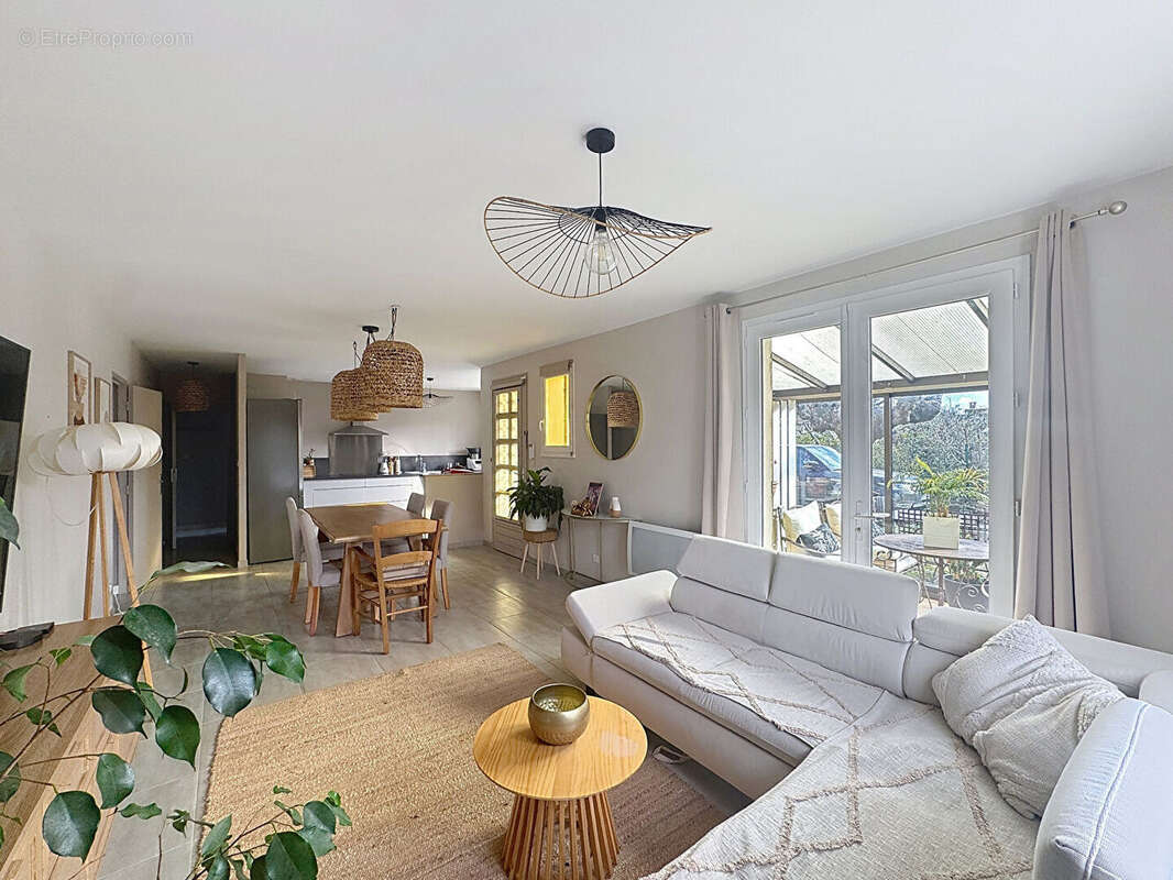 Maison à vendre à Graveson - Un véritable coup de coeur ! - photo 5