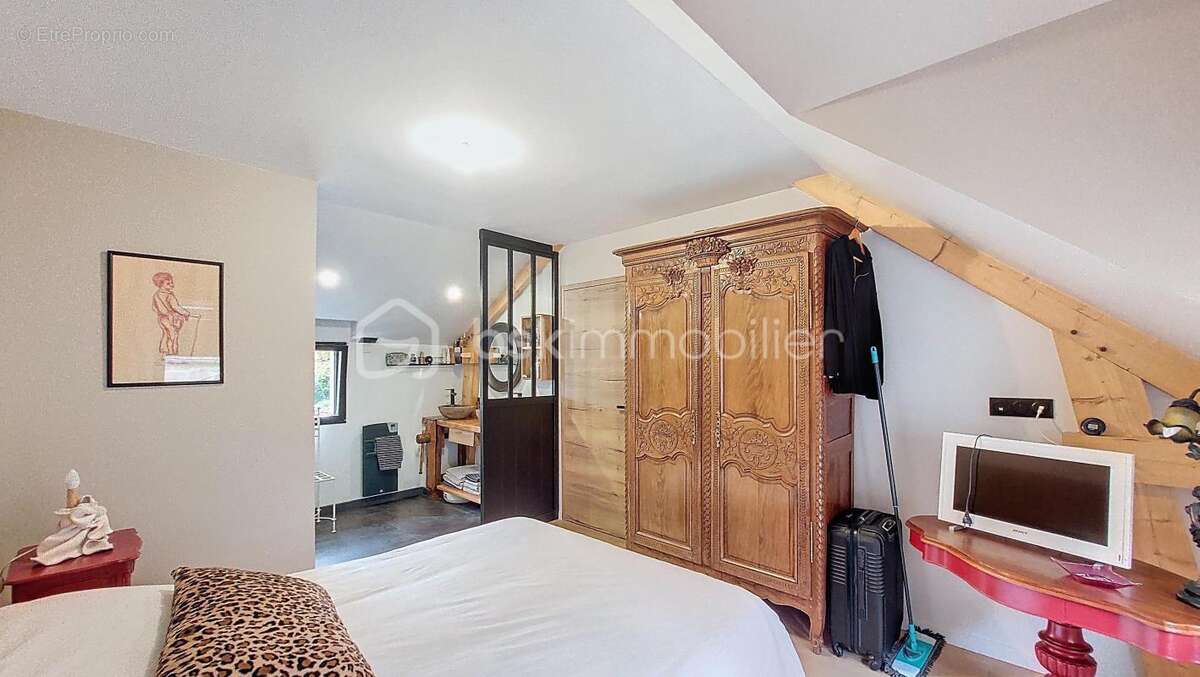 Maison à SAINT-VAAST-LA-HOUGUE