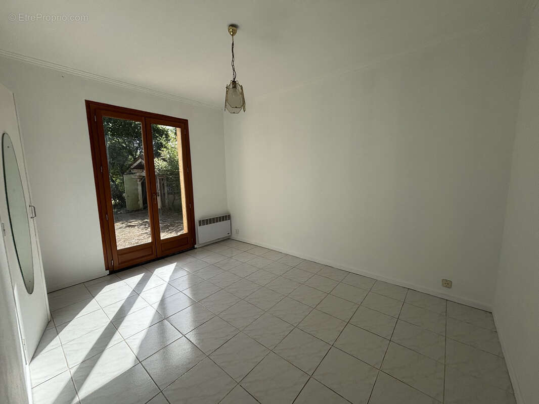 Maison à LARRA