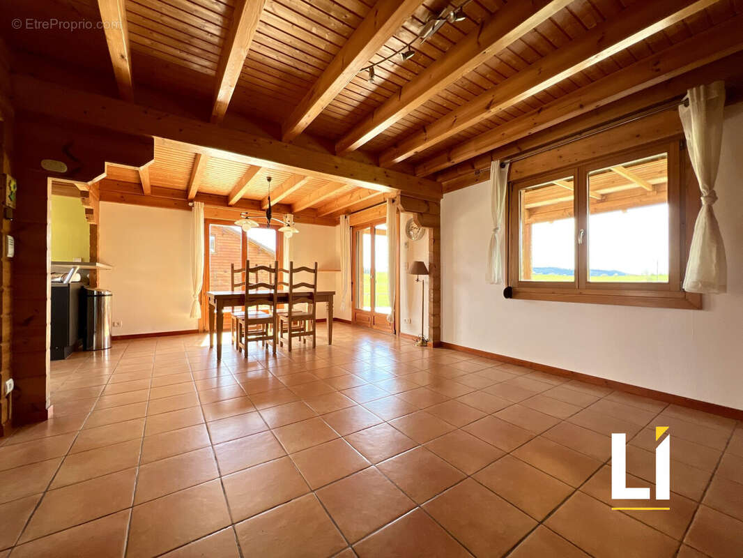 Maison à LES FONTENELLES