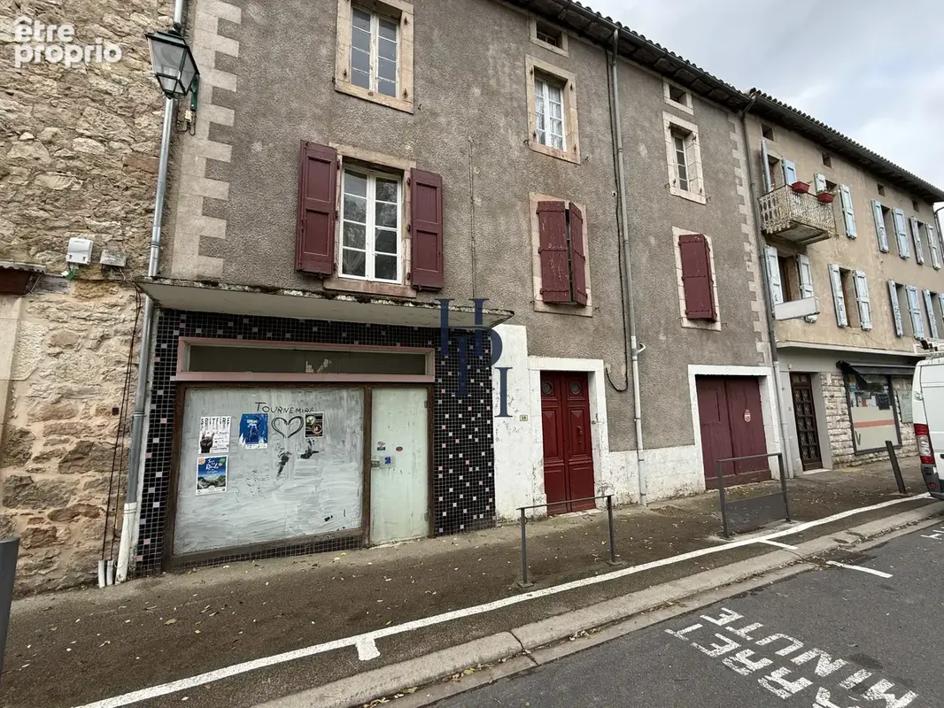 Appartement à TOURNEMIRE
