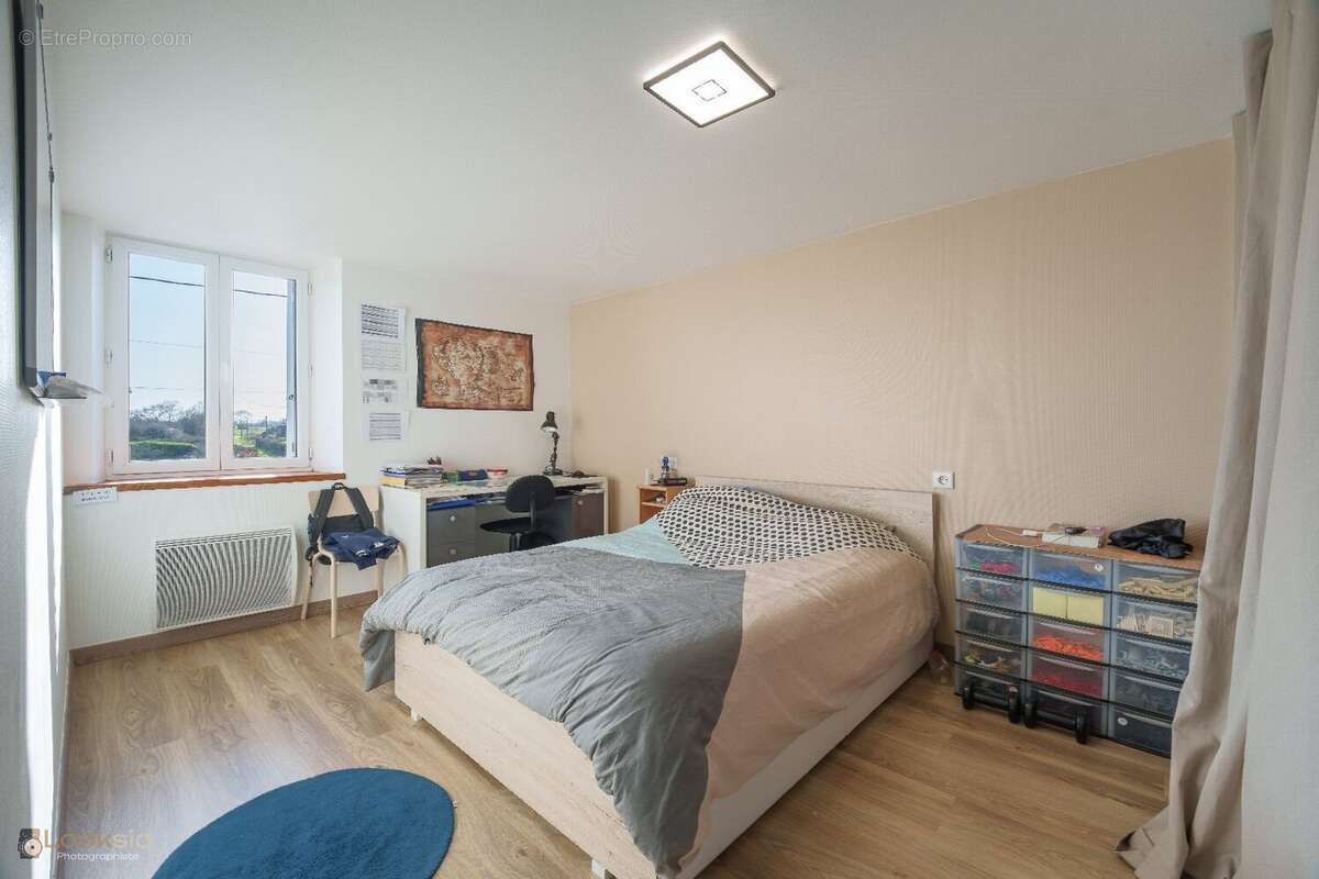 Maison à SAINT-AUBIN-DE-LUIGNE