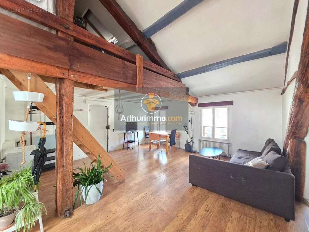 Appartement à SARCELLES