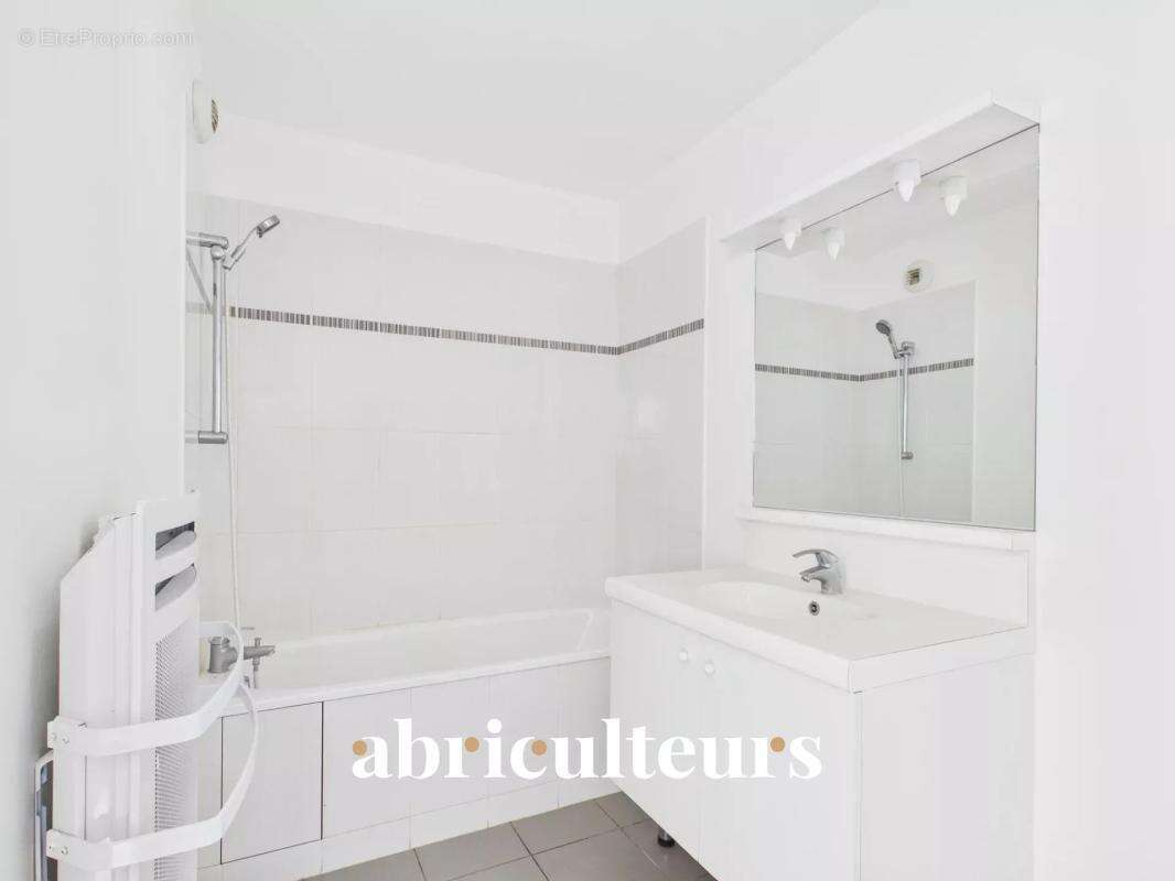 Appartement à SURVILLIERS