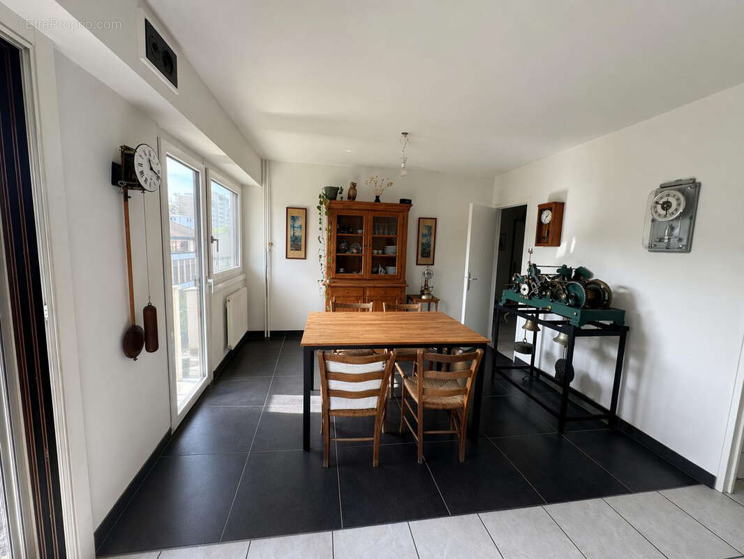 Appartement à SAINT-JULIEN-EN-GENEVOIS
