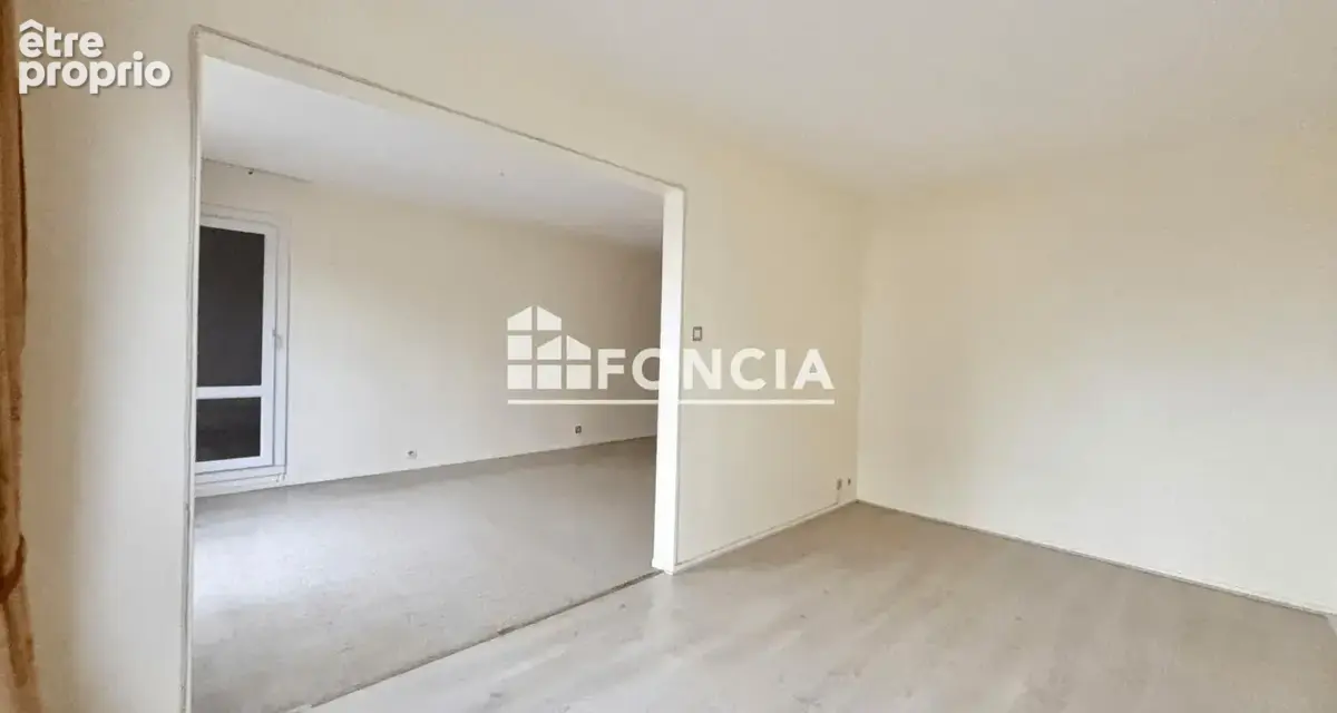 VALENCE appartement T4  - 2ème étage AVEC ascenseur ET garage EN OPTION - photo 2