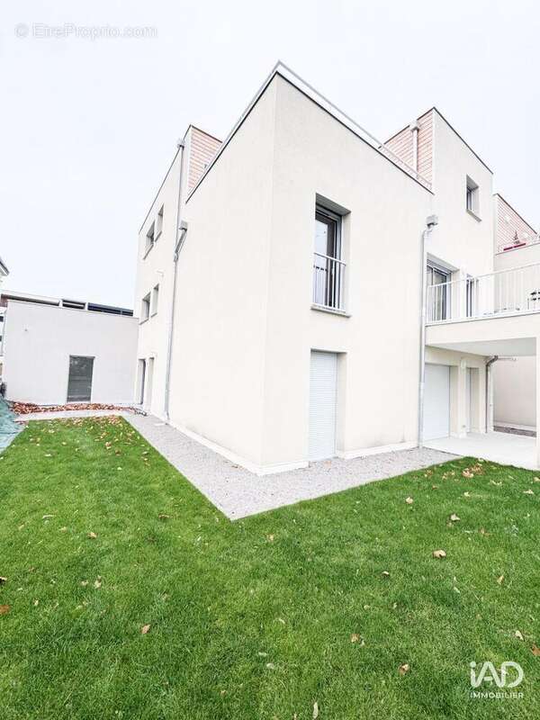 Photo 8 - Appartement à VEAUCHE