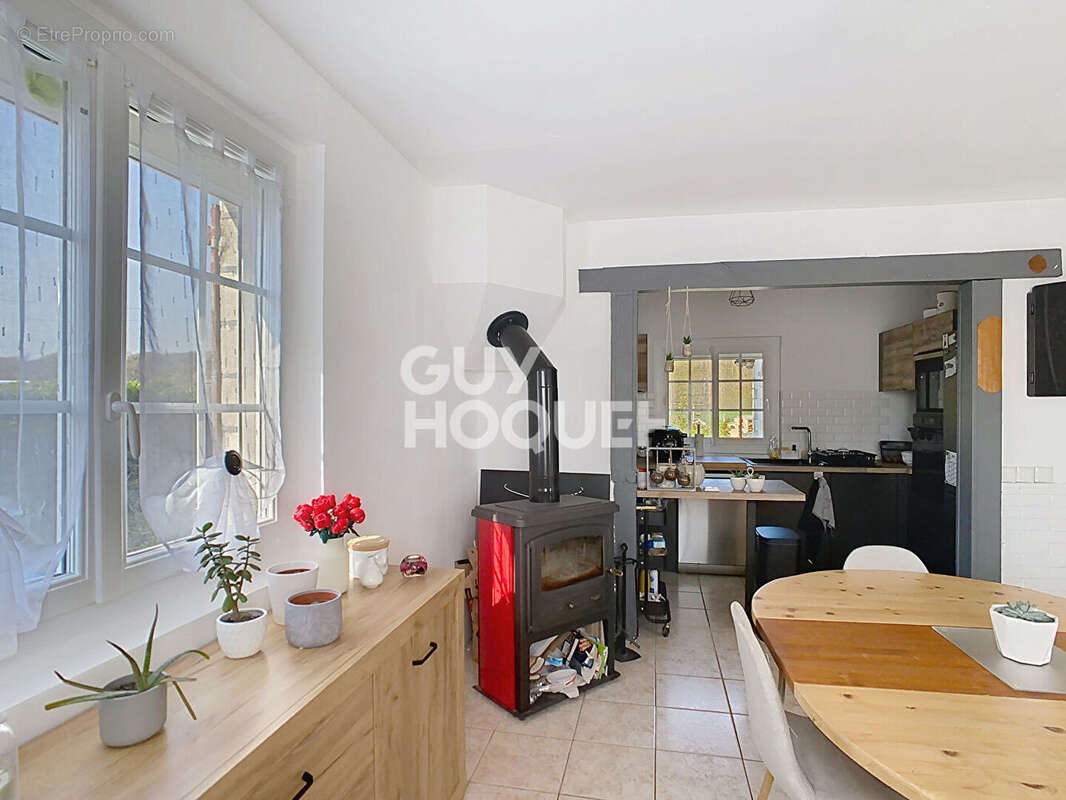 Maison à BONNEUIL-EN-VALOIS