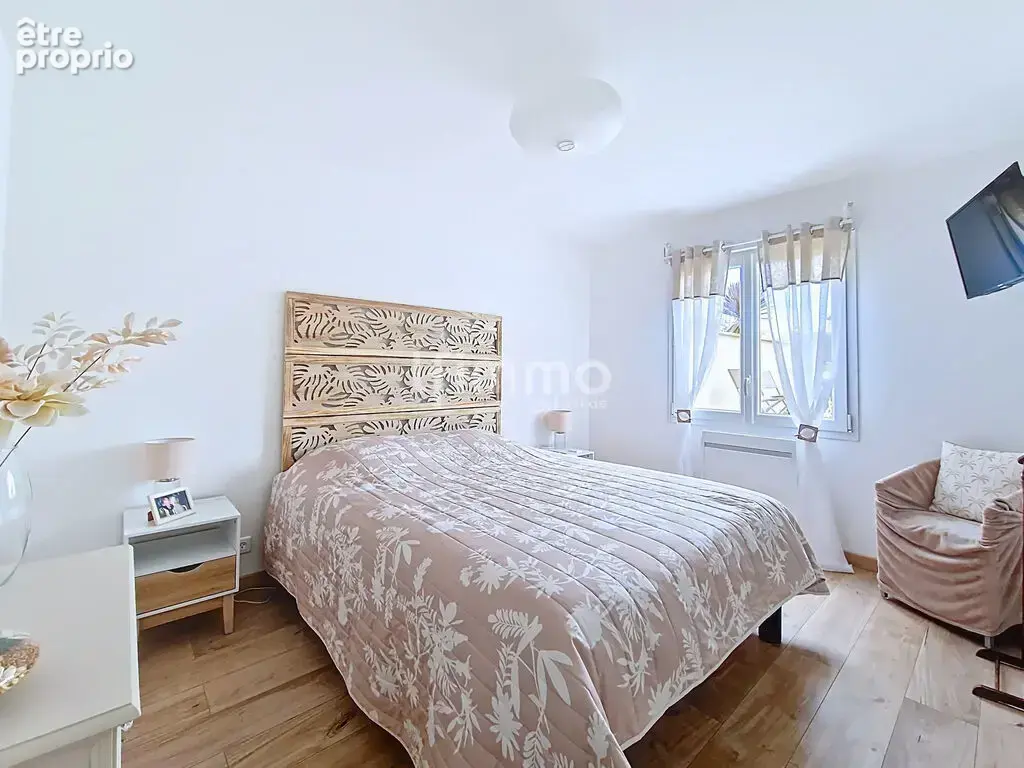 Maison, 6 pièces de 145 m² à Ploéven 29550 - photo 12