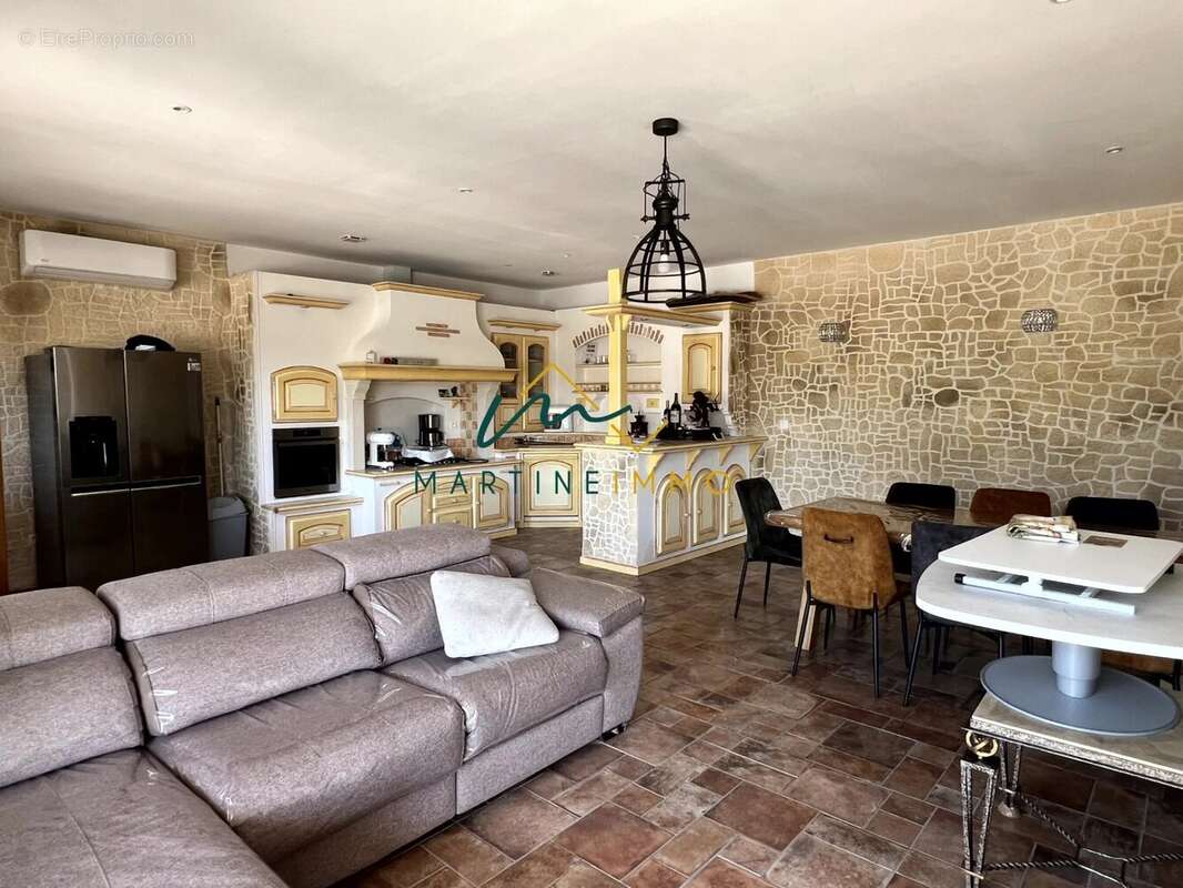 A VENDRE BEAUPUY   Propriété contemporaine de 290 m2 avec de - photo 28