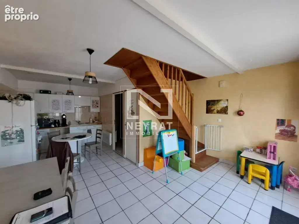 Maison 9 pièces 161 m² à vendre à Luzy (58170) - photo 2