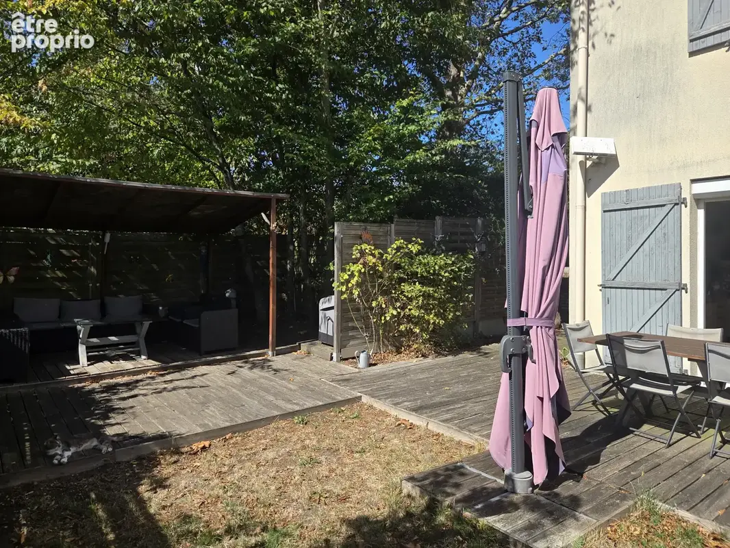 Charmante maison familiale en copropriété avec jardin privatif — Pierrefitte-sur-Seine (Centre-ville) - photo 11