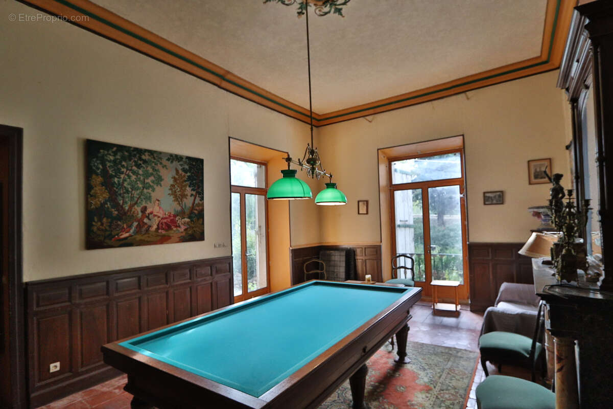 Maison à FONTCOUVERTE