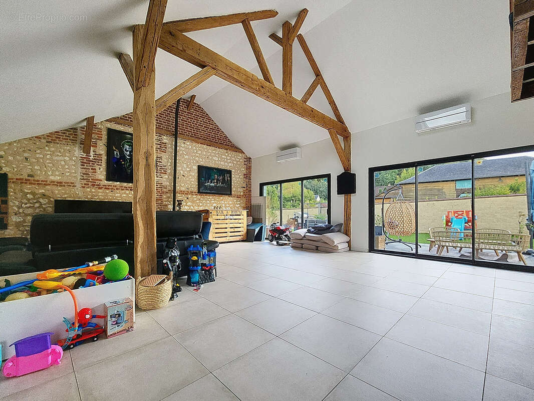 Maison à ROMILLY-SUR-ANDELLE