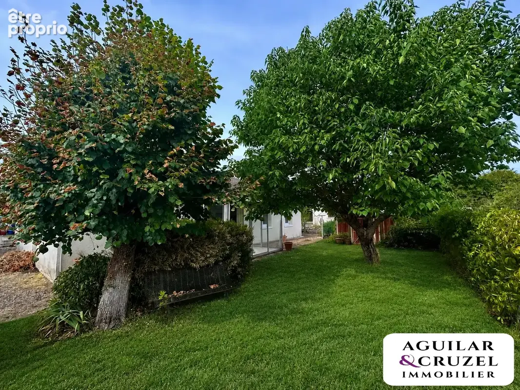 Marmagne maison de plain-pied ! trois chambres et jardin - photo 2